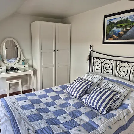 Coast To Coast - Bed & Breakfast